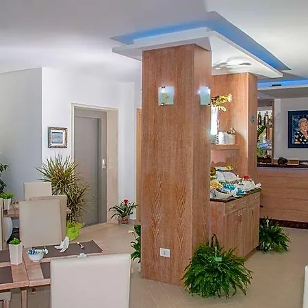 Hotel Maria 3*