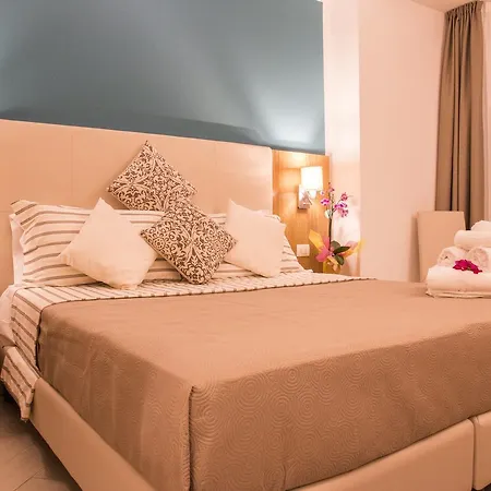 Maria Hotel 3*